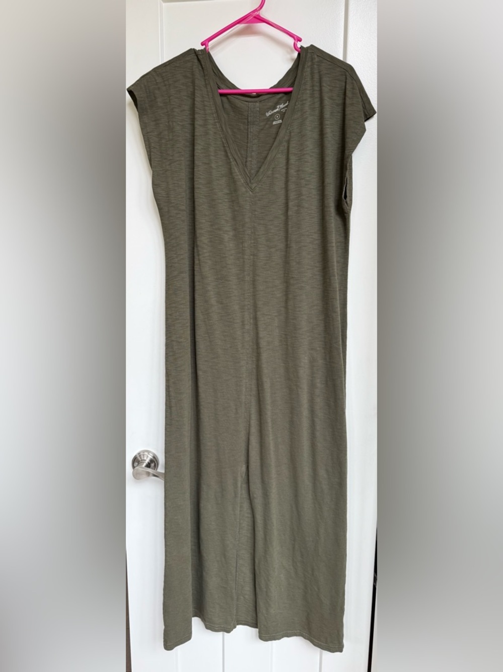 Cap sleave Olive V-Neck Dress